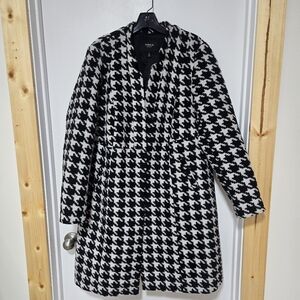 Torrid houndstooth coat